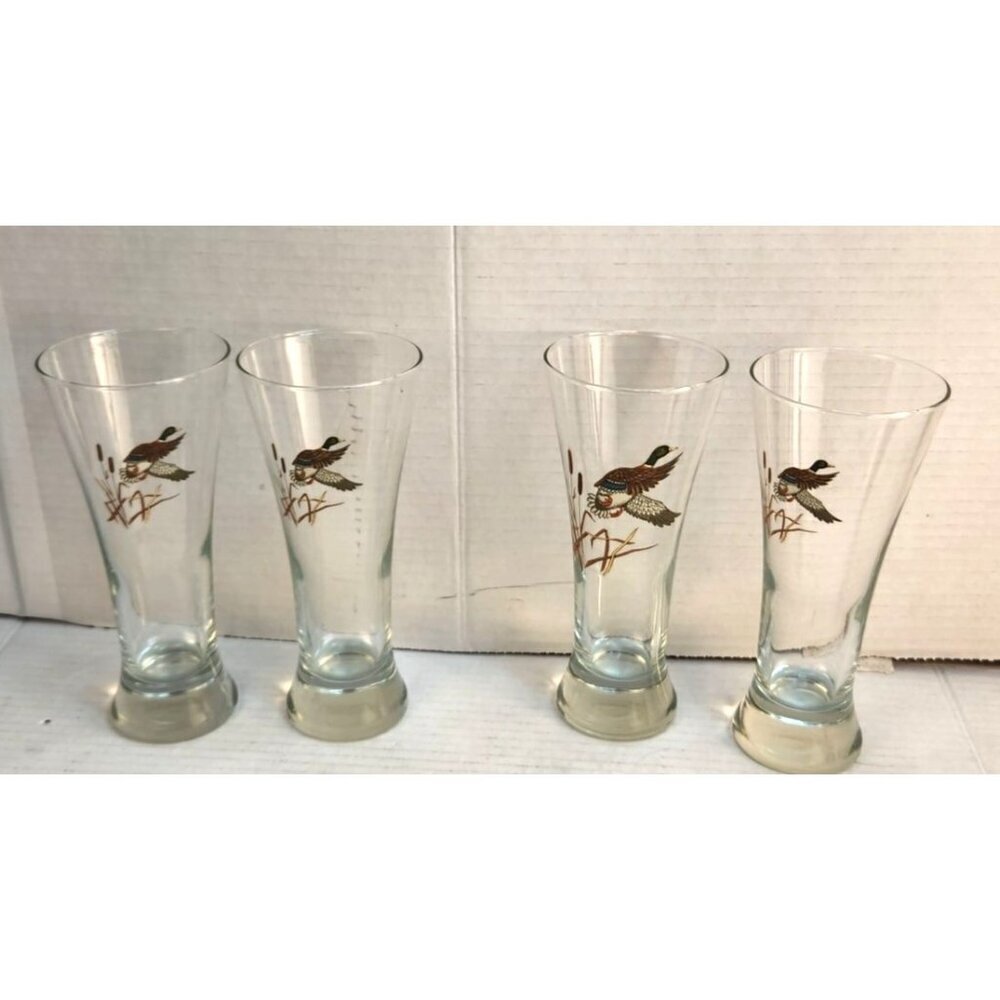 Set Of 4 Vintage Duck Design Pilsner Tall Beer Glasses Clear Barware Collectible